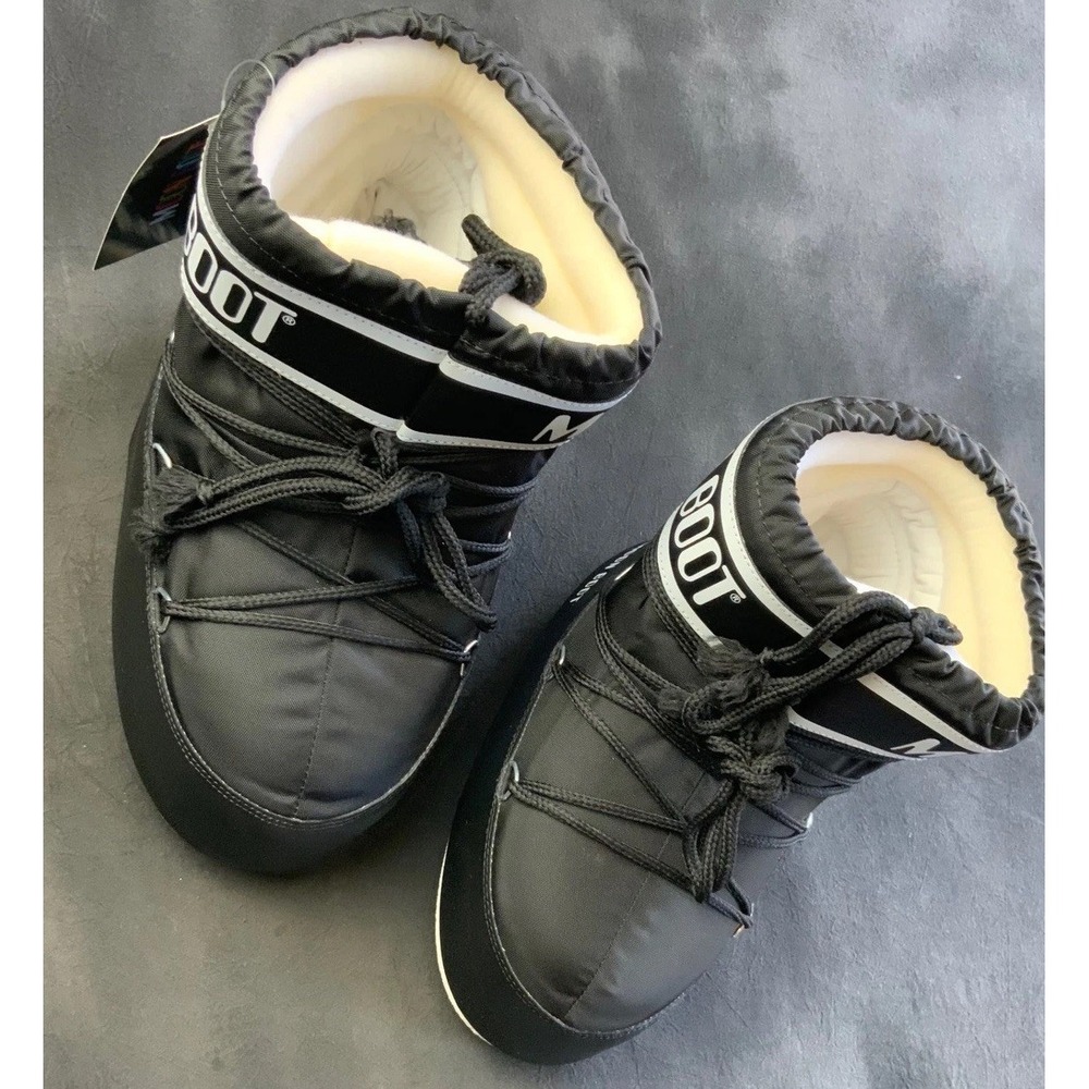 Moon Boot Icon Low Black Snow Boots Womens NWT Winter Après Ski Designer New 8.5